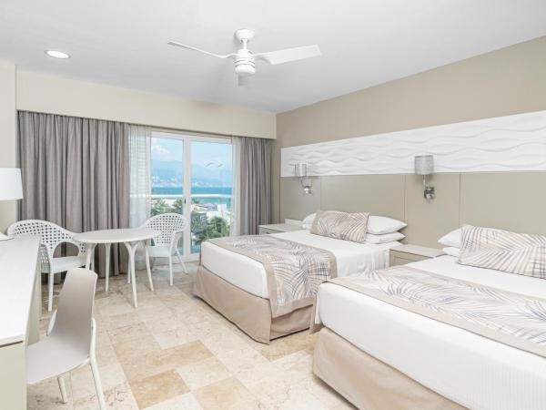 Krystal Grand Puerto Vallarta - All Inclusive : photo 1 de la chambre hébergement double de luxe - vue partielle sur océan