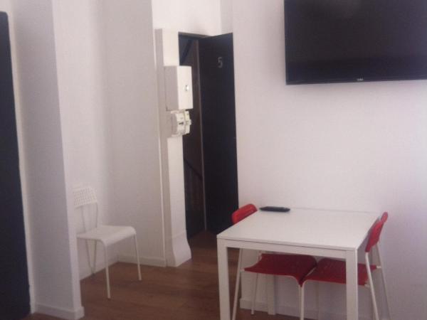 Nationale Appart Hotel : photo 1 de la chambre studio supérieur