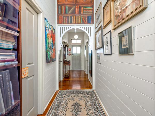 Travellers Oasis : photo 5 de la chambre chambre simple Économique avec salle de bains commune