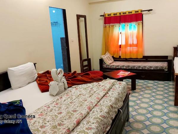 Rani Mahal Hotel : photo 2 de la chambre chambre quadruple standard