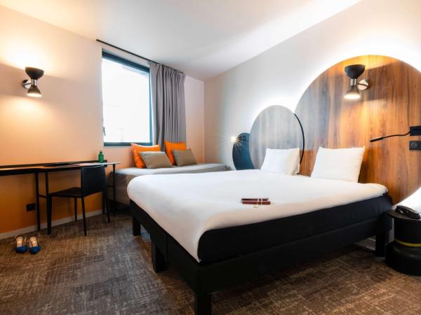 ibis Styles Paris Meteor Avenue d'Italie : photo 1 de la chambre chambre standard avec trois lits simples
