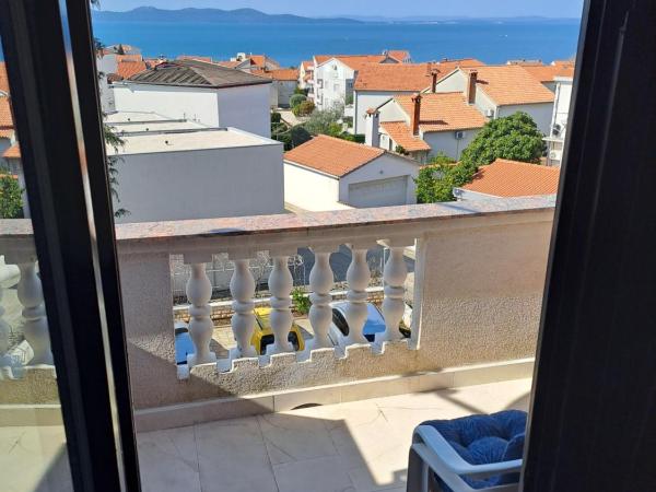 Guest House Romansa : photo 9 de la chambre chambre double ou lits jumeaux deluxe - vue sur mer