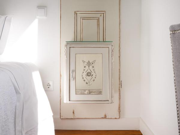 CoimbraAmeias : photo 4 de la chambre chambre double ou lits jumeaux