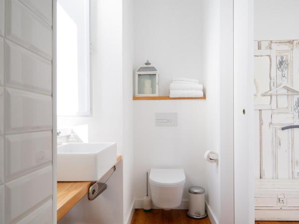 CoimbraAmeias : photo 9 de la chambre chambre double avec balcon