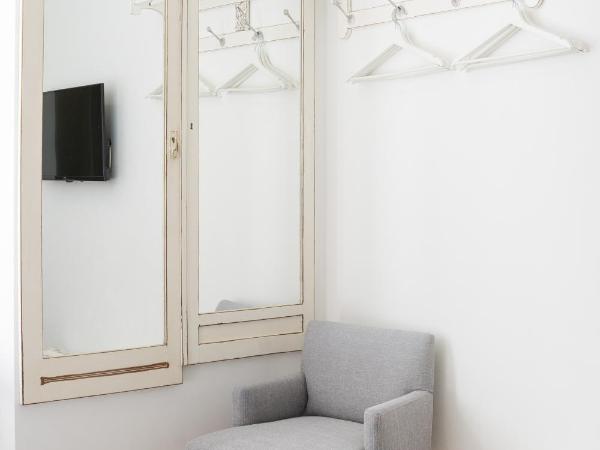 CoimbraAmeias : photo 2 de la chambre chambre double ou lits jumeaux