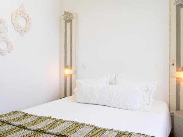 CoimbraAmeias : photo 8 de la chambre chambre double ou lits jumeaux