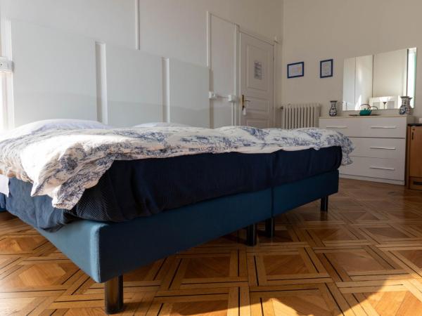 Olympia Hotel : photo 8 de la chambre suite junior avec balcon