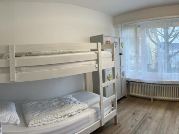 Viktoria Budget Hostel : photo 2 de la chambre lit dans un dortoir de 4 lits