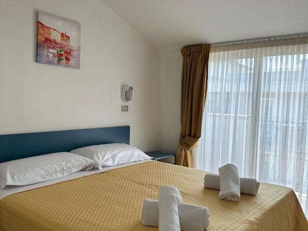 Hotel Till : photo 2 de la chambre chambre double supérieure