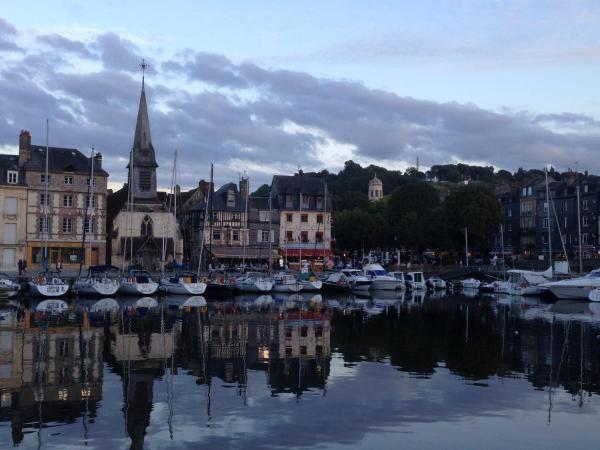 Chambres chez l'habitant Capucine : photo 4 de la chambre grande chambre double