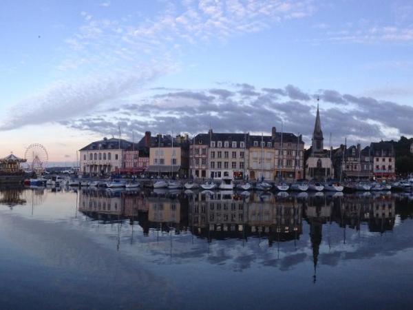 Chambres chez l'habitant Capucine : photo 5 de la chambre grande chambre double