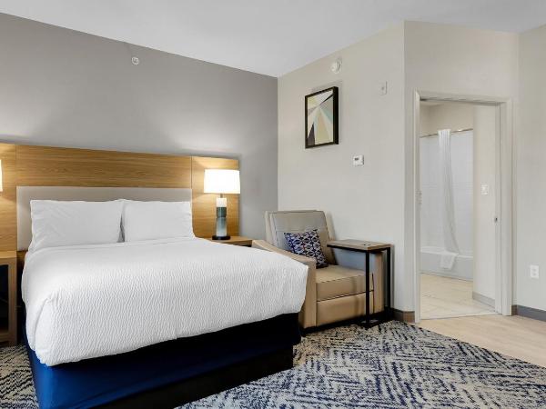 Candlewood Suites San Antonio Downtown, an IHG Hotel : photo 6 de la chambre studio queen suite with communications accessible tub