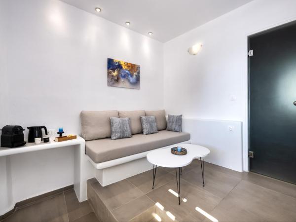 Lava Stone : photo 6 de la chambre junior suite semi-private balcony sea view