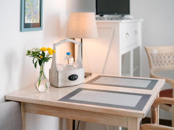 GästeHaus am Flughafen Düsseldorf : photo 5 de la chambre chambre double