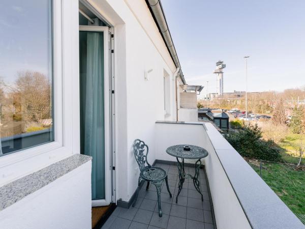 GästeHaus am Flughafen Düsseldorf : photo 4 de la chambre chambre simple