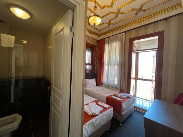 Le Safran Suite Hotel : photo 9 de la chambre chambre familiale avec vue sur le parc