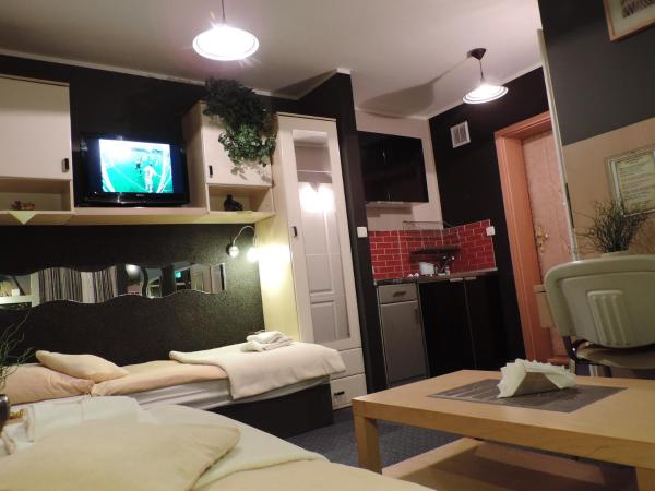 Apart A2 Bezobsługowy 24h Poznań : photo 5 de la chambre chambre familiale
