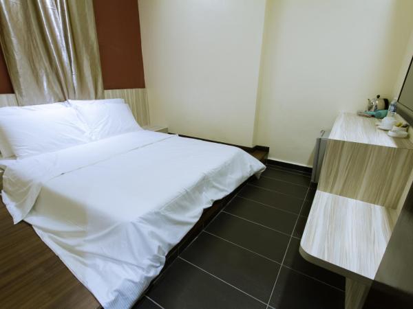 JS Hotel : photo 1 de la chambre chambre supérieure lit queen-size