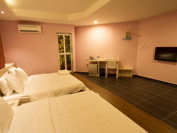 JS Hotel : photo 4 de la chambre suite familiale deluxe