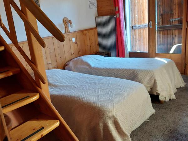 Hotel Bergerie Chatel : photo 2 de la chambre suite - vue sur montagne