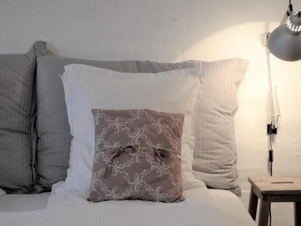 Store Ejlstrup Bed & Breakfast : photo 3 de la chambre chambre double avec salle de bains privative