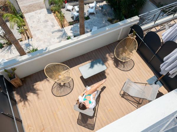 Key Largo : photo 5 de la chambre chambre double standard avec terrasse - vue sur mer