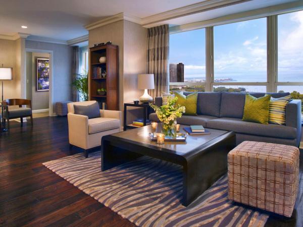 Hilton Chicago : photo 4 de la chambre suite lit king-size de luxe