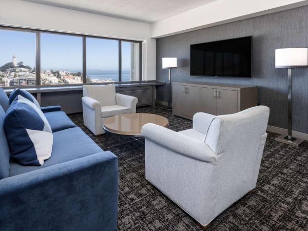 Hilton San Francisco Financial District : photo 2 de la chambre suite junior lit king-size - vue sur baie