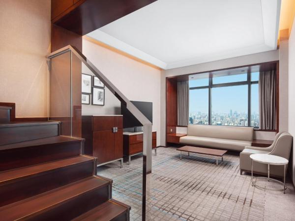 Renaissance Shanghai Zhongshan Park Hotel : photo 2 de la chambre suite duplex