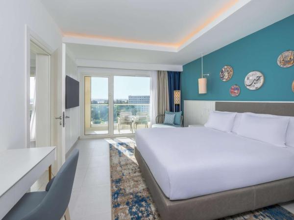 Hilton Skanes Monastir Beach Resort : photo 8 de la chambre suite lit king-size deluxe 1 chambre