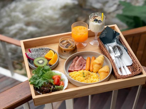 Taryn Tara Cafe and Stay : photo 7 de la chambre chambre double deluxe