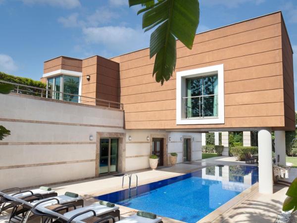 Ela Excellence Resort Belek : photo 2 de la chambre villa avec piscine privée