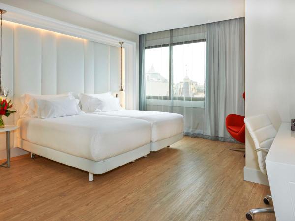 NH Collection Barcelona Gran Hotel Calderon : photo 5 de la chambre chambre double ou lits jumeaux supérieure