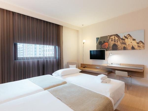 Barceló Valencia : photo 1 de la chambre chambre double ou lits jumeaux de luxe (3 adultes)