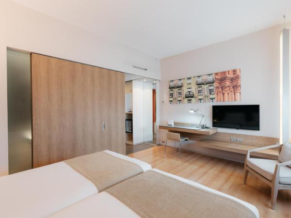 Barceló Valencia : photo 2 de la chambre deux chambres doubles de luxe communicantes