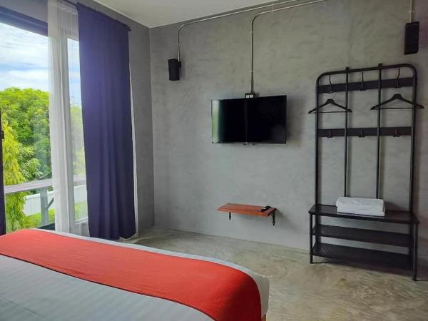 Cicada Hotel Kanchanaburi : photo 6 de la chambre chambre double