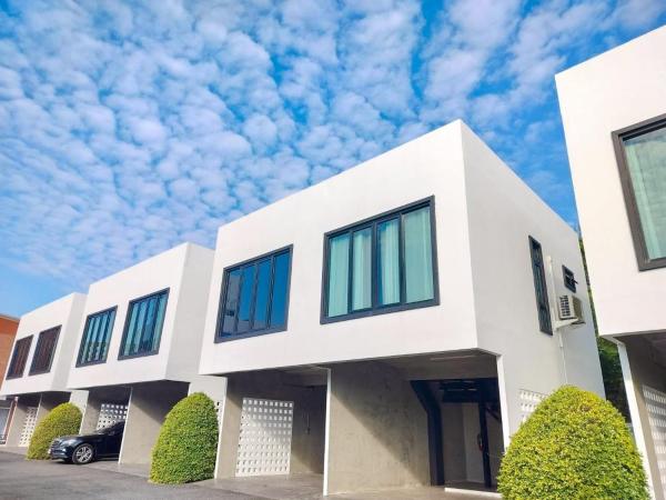 Cicada Hotel Kanchanaburi : photo 1 de la chambre chambre double