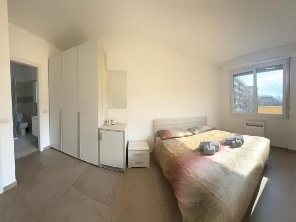 *Veranda's rooms* - Free parking in central Lugano : photo 5 de la chambre chambre double avec salle de bains privative