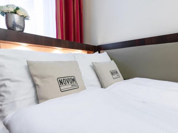 Novum Hotel Graf Moltke Hamburg : photo 3 de la chambre chambre simple standard avec lit queen-size