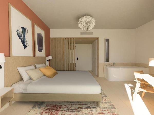 voco Beaune, an IHG Hotel : photo 1 de la chambre super premium king room with sofa bed and garden view