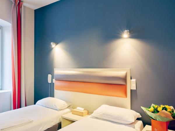 Adonis Hotel Strasbourg : photo 1 de la chambre chambre lits jumeaux supérieure