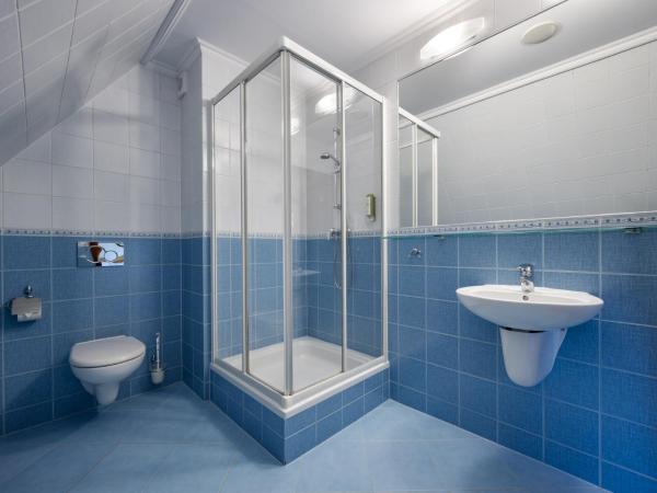Hotel Belvedere Resort&SPA : photo 2 de la chambre chambre double avec lit d'appoint