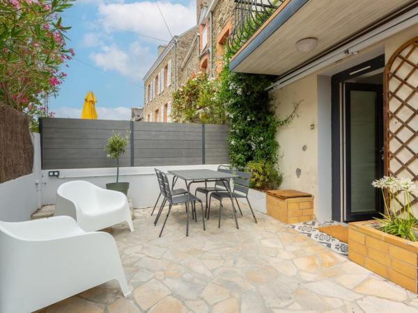 Saint Alexandre - Jolie maison atypique -Terrasse : photo 2 de la chambre maison de vacances