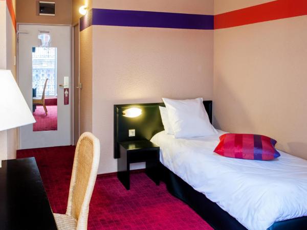 Hôtel Saint Sauveur : photo 3 de la chambre petite chambre simple