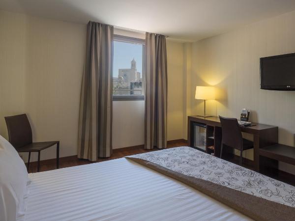 Hotel Gran Ultonia : photo 2 de la chambre chambre standard lit queen-size