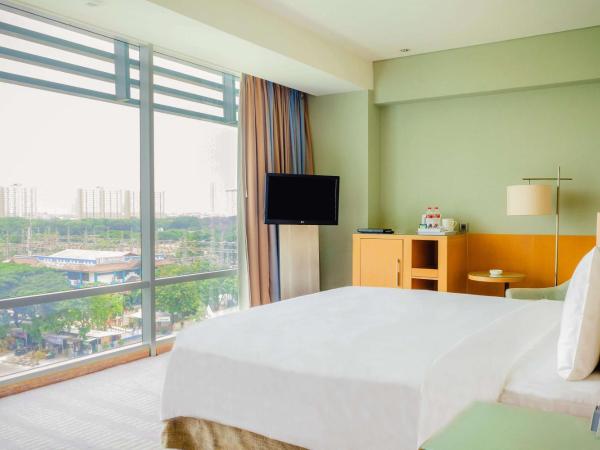 DoubleTree by Hilton Jakarta Kemayoran : photo 3 de la chambre chambre lit king-size premium