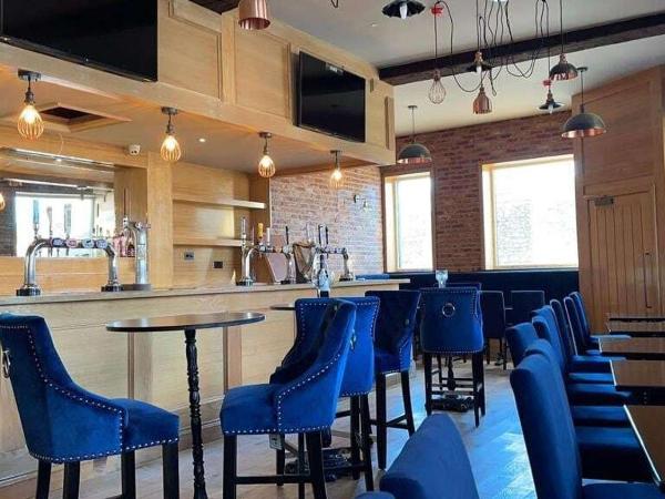 The Royal Crest : photo 5 de la chambre chambre triple confort avec douche