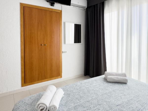 Hotel Maremagnum : photo 3 de la chambre chambre double deluxe avec balcon