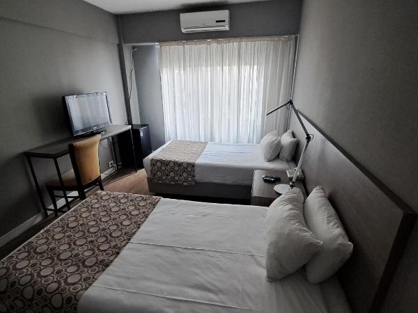 Hotel 8 de Octubre : photo 1 de la chambre chambre double Économique