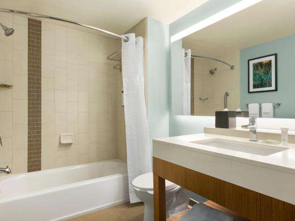 Hyatt Place Columbia/Downtown/The Vista : photo 2 de la chambre chambre avec 2 lits queen-size et canapé-lit - Étage supérieur